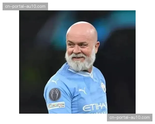 传闻：巴萨有意今夏引进曼城边锋格拉利什